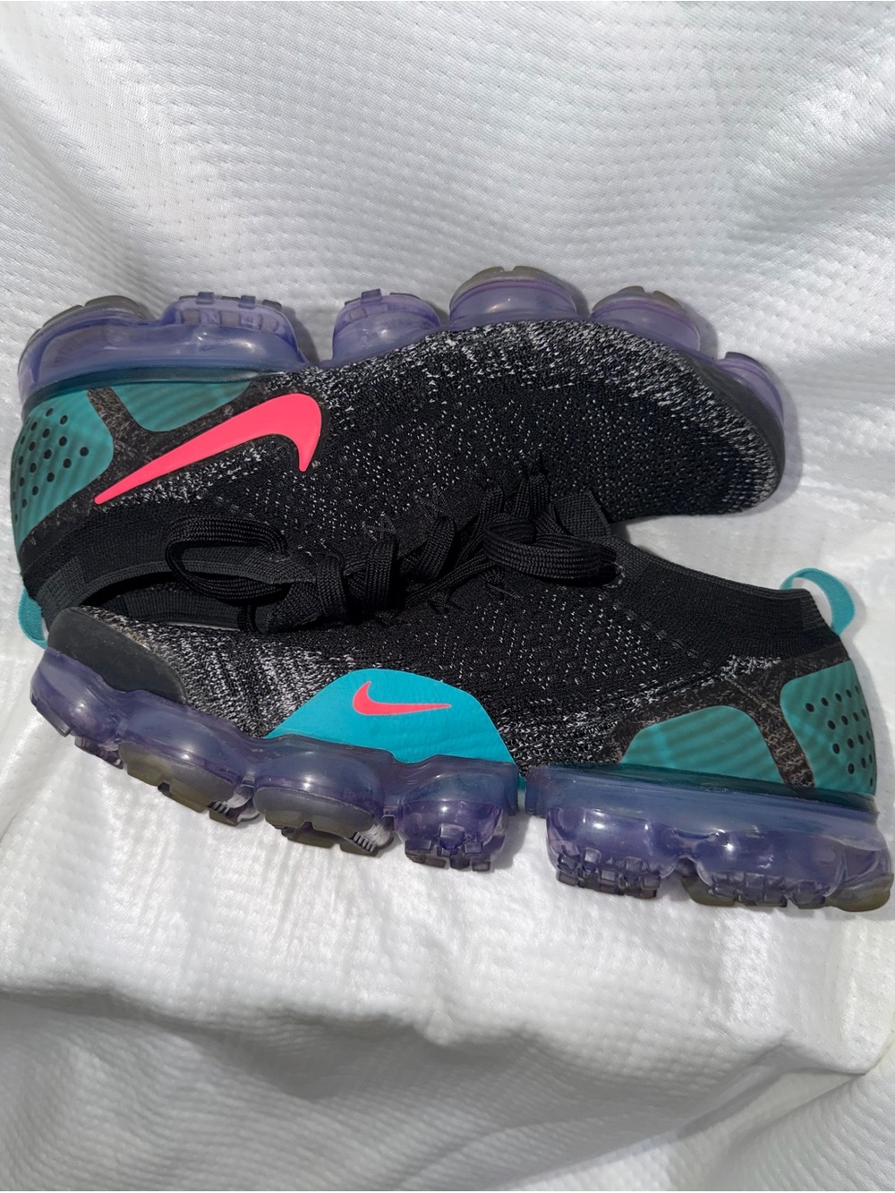 Nike Air VaporMax Flyknit 2 "Hot Punch" (Black / Hot Punch - Dusty Cactus